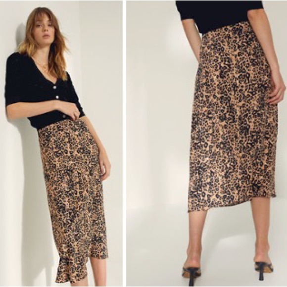 Aritzia Amelie skirt sz0 NWT - Picture 2 of 3